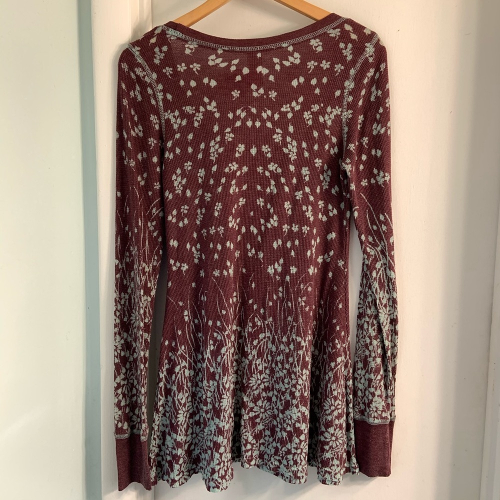 Free People Mauve Light Blue Floral Thermal Tunic - Picture 2 of 3